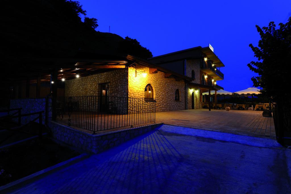 Hotel Al Giumani Mammola Exterior foto